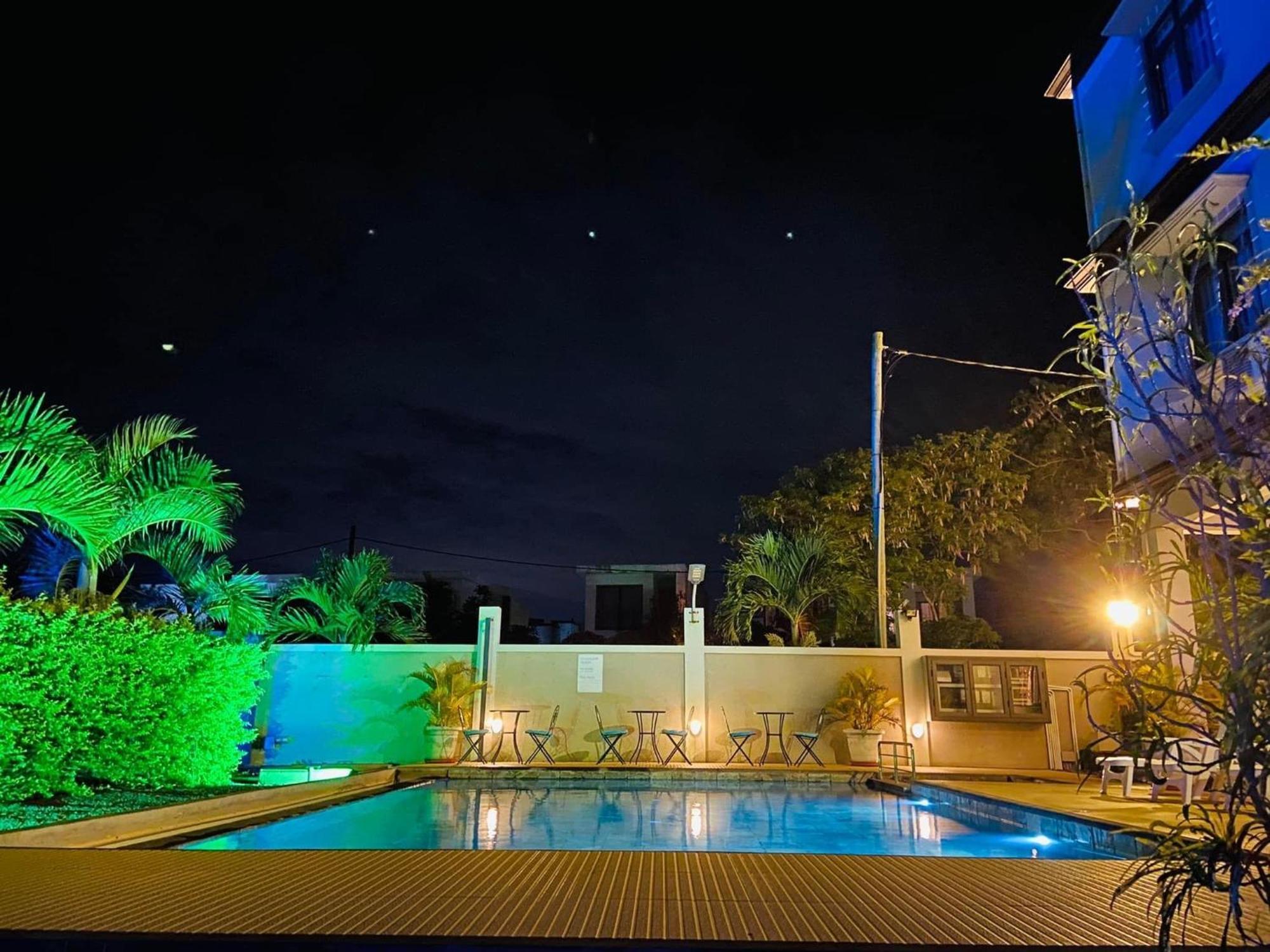 Morison Bay Hotel Grand-Baie Exterior photo
